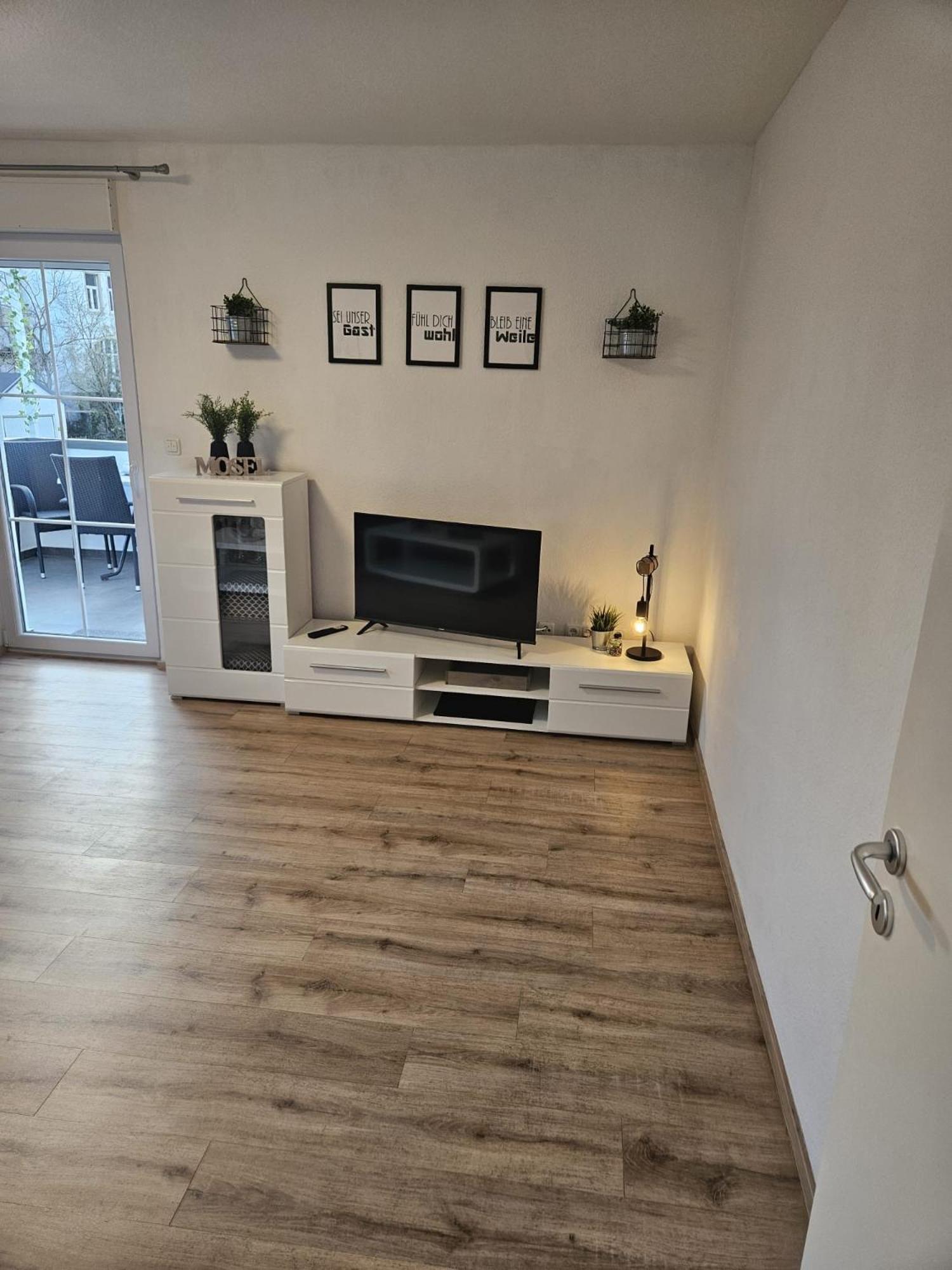 Hakans Moselblick Ferienwohnung Treis-Karden Exterior foto